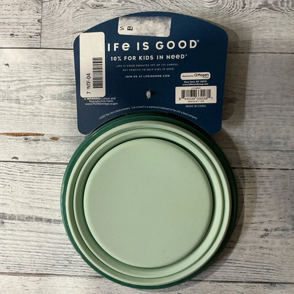 Life is Good Green Mountain Collapsible Travel Pet Bowl - 34 oz.
